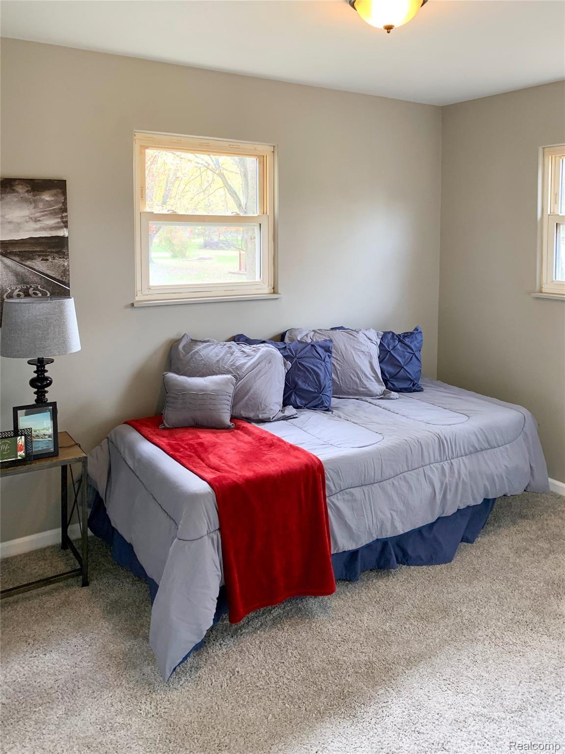 5053 North Vassar Road Flint, MI 48506 - Photo 10 of 20 D810D6AC-4A6E-4961-840D-1463FFEC8CCA.jpeg