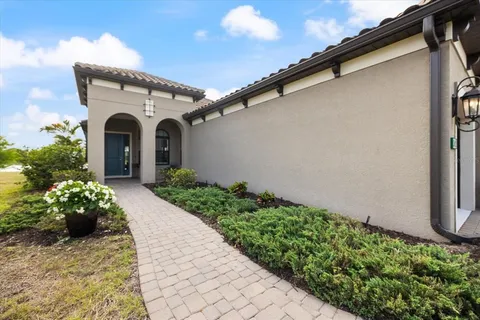 $575,000 | 26821 Weiskopf Drive, Englewood, FL 34223