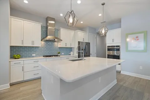 $575,000 | 26821 Weiskopf Drive, Englewood, FL 34223