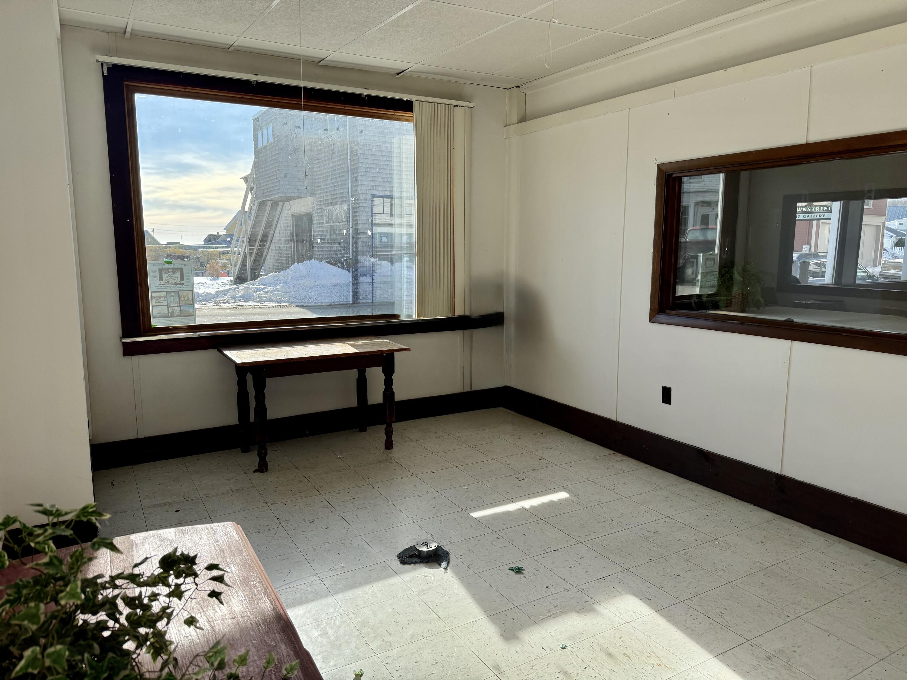 54 West Main Street Vinalhaven, ME 04863 - Photo 18 of 27 IMG_5063