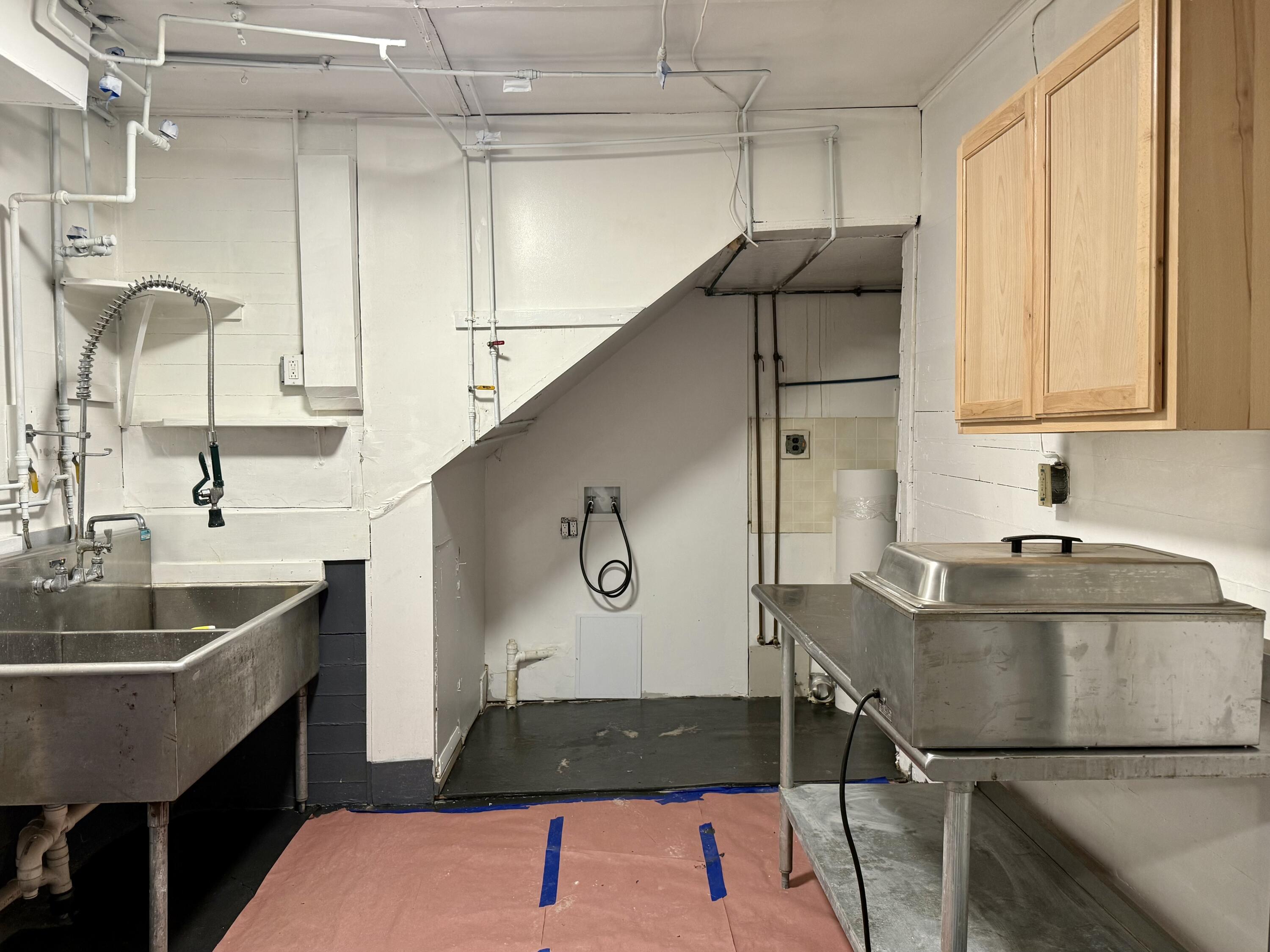 54 West Main Street Vinalhaven, ME 04863 - Photo 25 of 27 IMG_5059