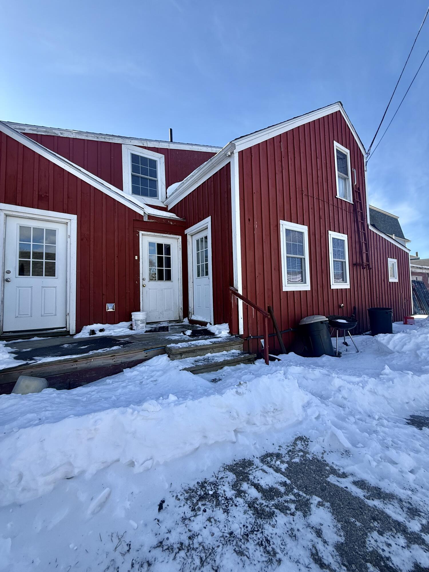 54 West Main Street Vinalhaven, ME 04863 - Photo 6 of 27 IMG_5112