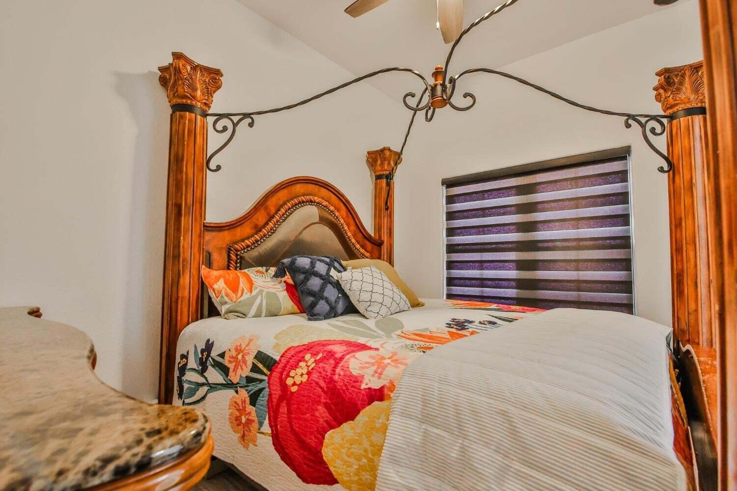 19210 County Road 2240 Lubbock, TX 79423 - Photo 36 of 46 a bedroom with two bed and a dresser