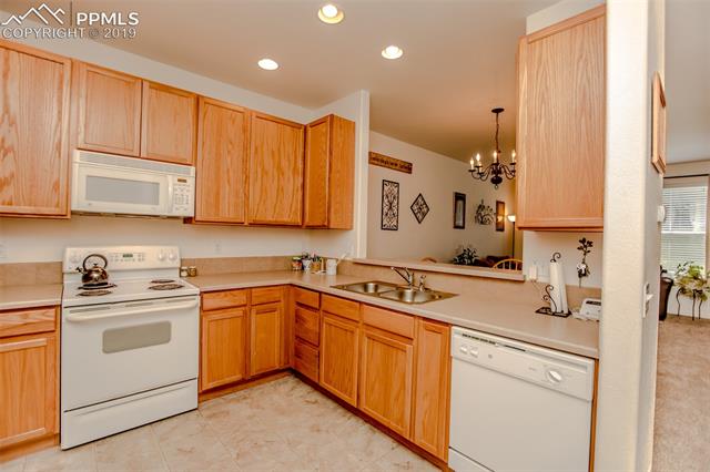 4172 Diamond Ridge View Colorado Springs, CO 80918 - Photo 13 of 30