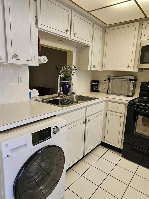 4206 Tamargo Drive, Unit 4206 New Port Richey, FL 34652 - Photo 14 of 37