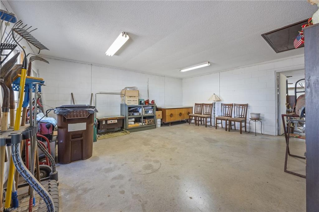 6262 Highway 109 High Point, NC 27265 - Photo 32 of 50