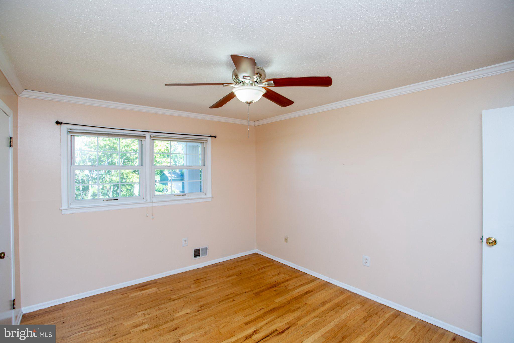 14 Woodmere Road North Brunswick, NJ 08902 - Photo 72 of 123 Gallery Image 72