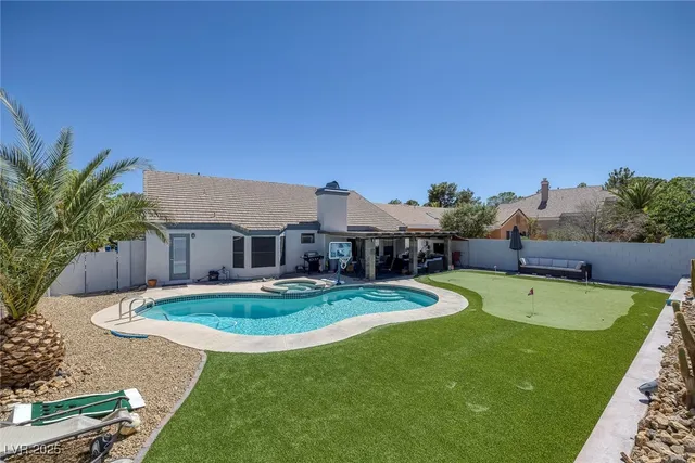 $599,999 | 9100 Shelter Cove Court, Las Vegas, NV 89117