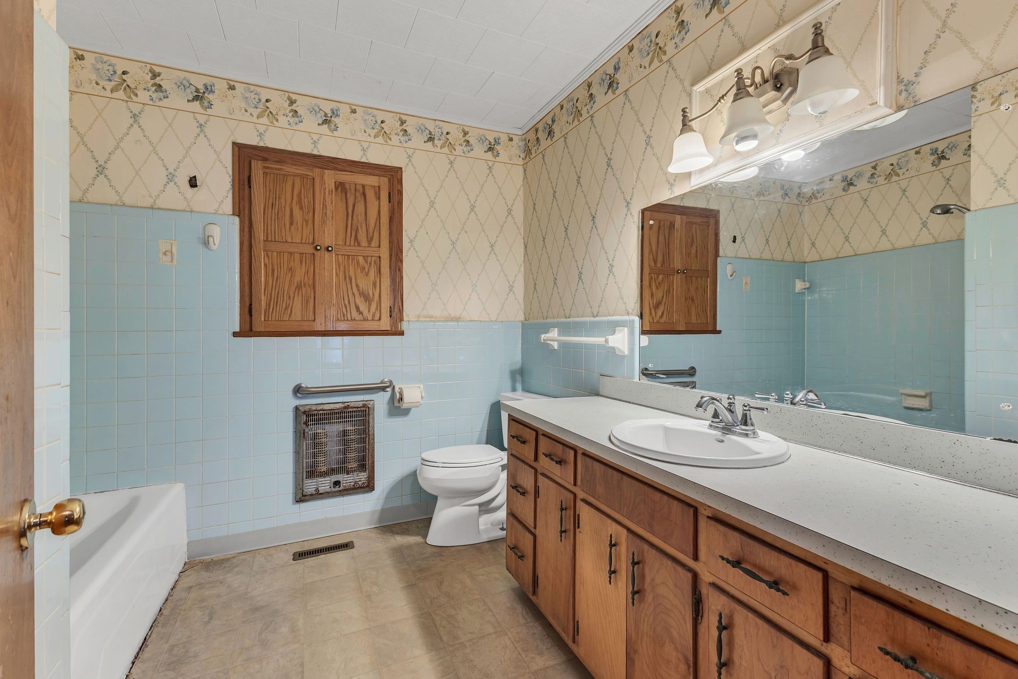 275 Pond Rail Road Dickson, TN 37055 - Photo 24 of 72 a bathroom with a sink a toilet and mirror