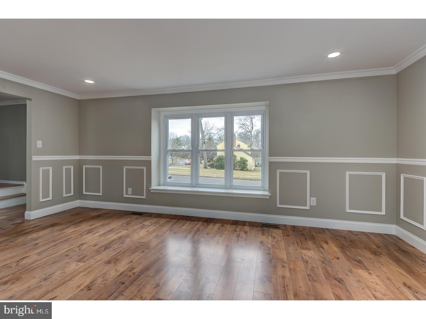 22 Heather Road Turnersville, NJ 08012 - Photo 5 of 23 Gallery Image 5