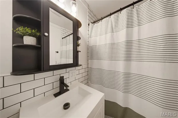 $289,900 | 18374 Highway 185, Potosi, MO 63664