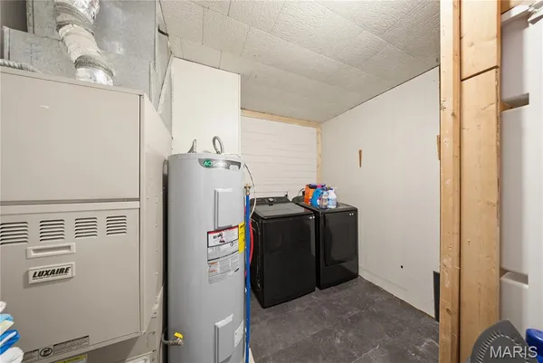 $289,900 | 18374 Highway 185, Potosi, MO 63664