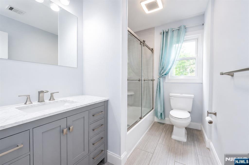 375 Queens Court Ridgewood, NJ 07450 - Photo 27 of 50