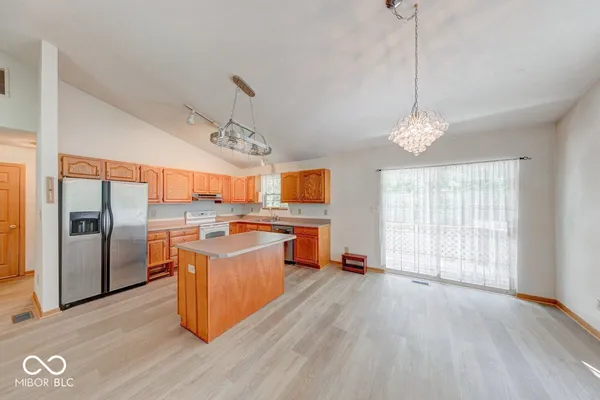 $369,900 | 8157 Center Lake Road, Nineveh, IN 46164