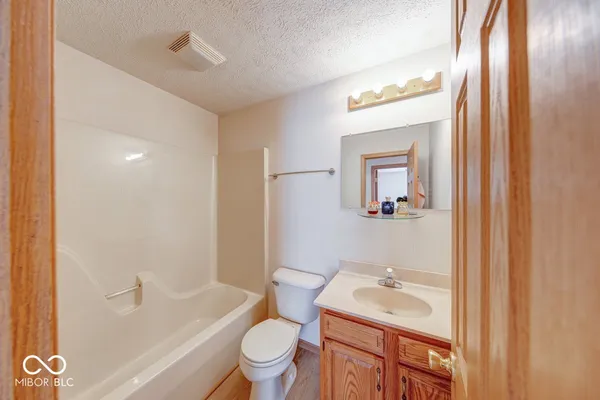 $369,900 | 8157 Center Lake Road, Nineveh, IN 46164