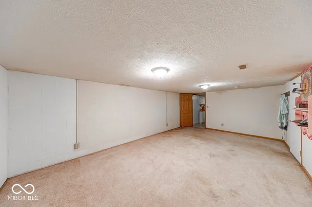 $384,900 | 8157 Center Lake Road, Nineveh, IN 46164