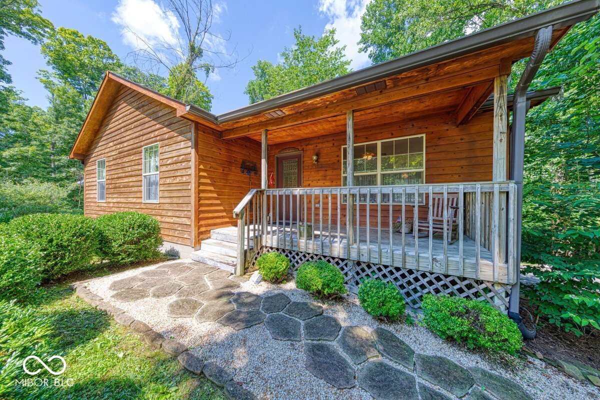 8157 Center Lake Road Nineveh, IN 46164 - Photo 4 of 25