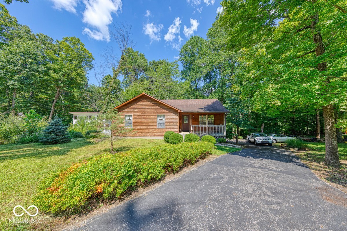 8157 Center Lake Road Nineveh, IN 46164 - Photo 6 of 25