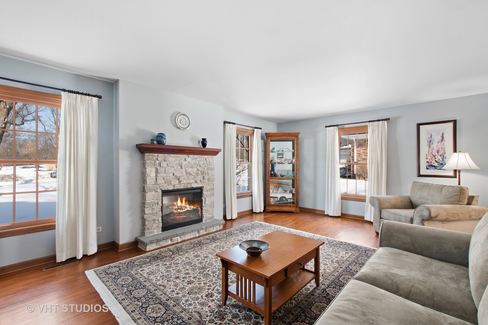 1223 Inverlieth Road Lake Forest, IL 60045 - Photo 5 of 17