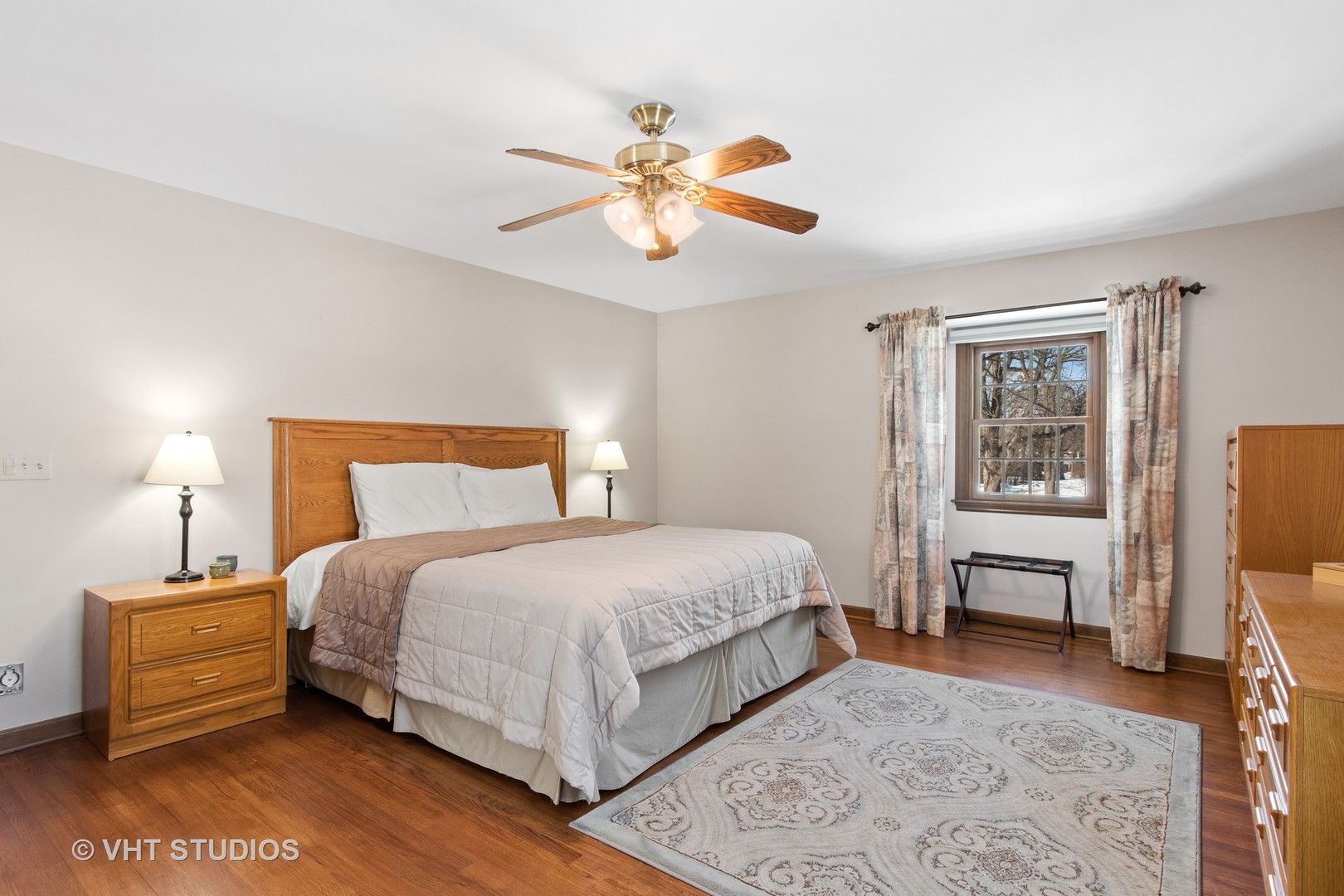 1223 Inverlieth Road Lake Forest, IL 60045 - Photo 10 of 17