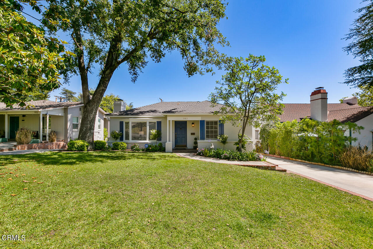 982 Athens Street Altadena, CA 91001 - Photo 25 of 25 a front view of a house with a garden
