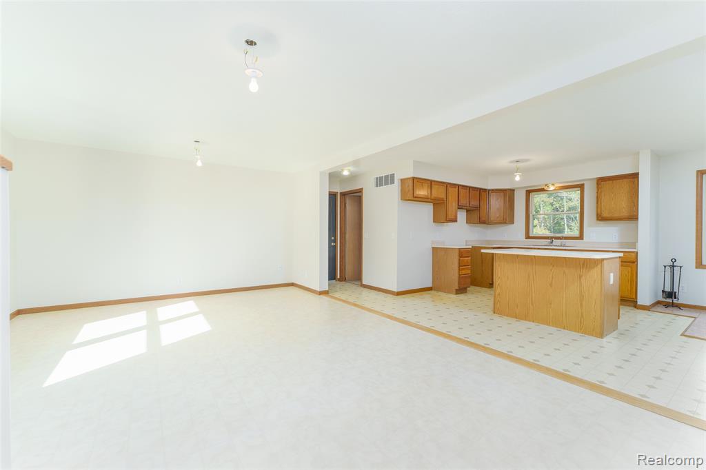13201 Rockwell Road Stockbridge, MI 49285 - Photo 12 of 50
