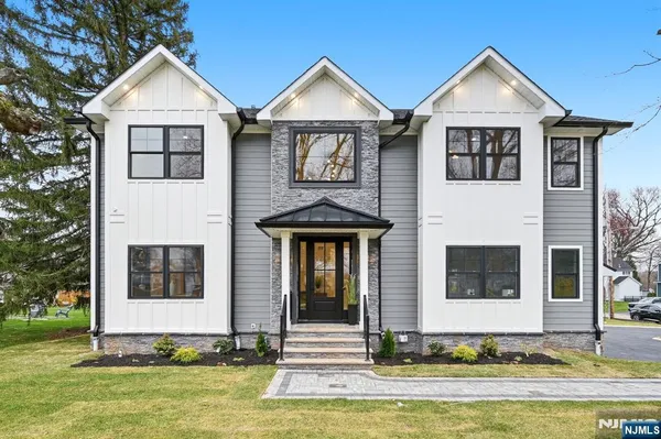 $2,350,000 | 41 Orchard Road, Florham Park, NJ 07932