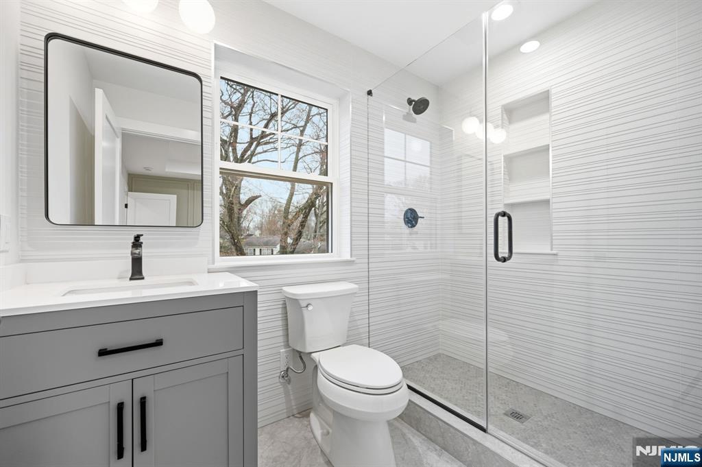 41 Orchard Road Florham Park, NJ 07932 - Photo 28 of 43