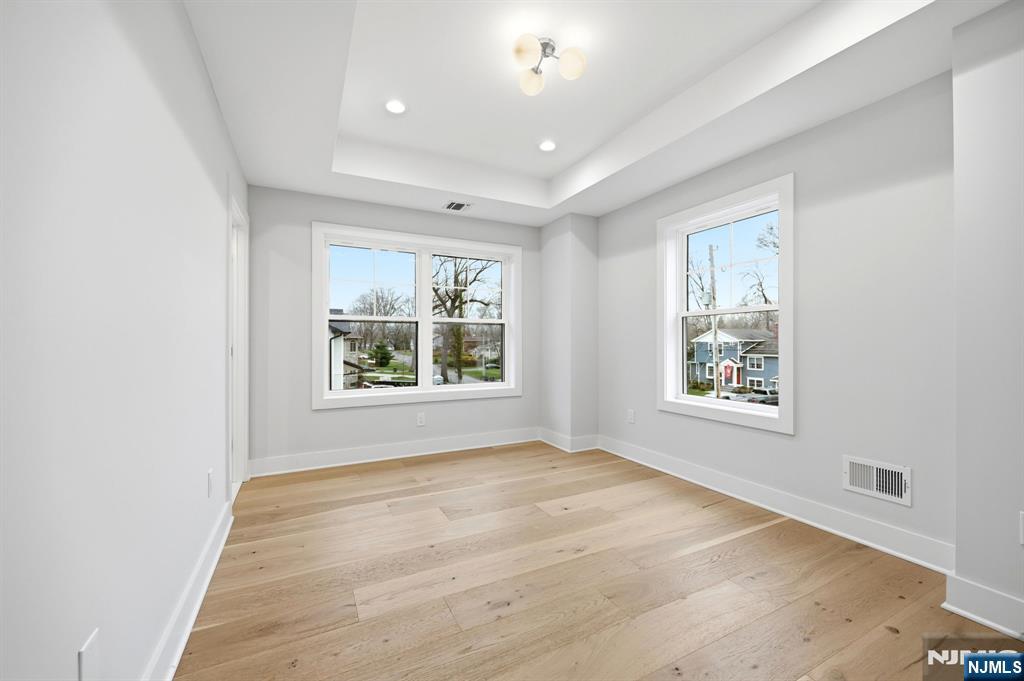 41 Orchard Road Florham Park, NJ 07932 - Photo 29 of 43