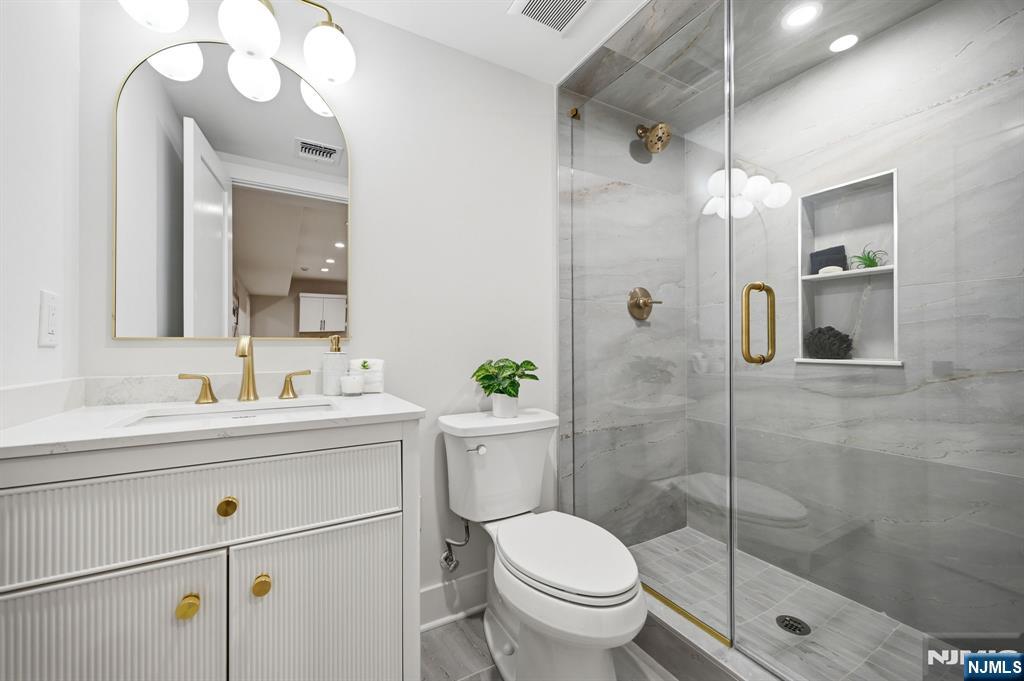 41 Orchard Road Florham Park, NJ 07932 - Photo 33 of 43