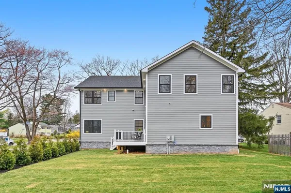 $2,350,000 | 41 Orchard Road, Florham Park, NJ 07932