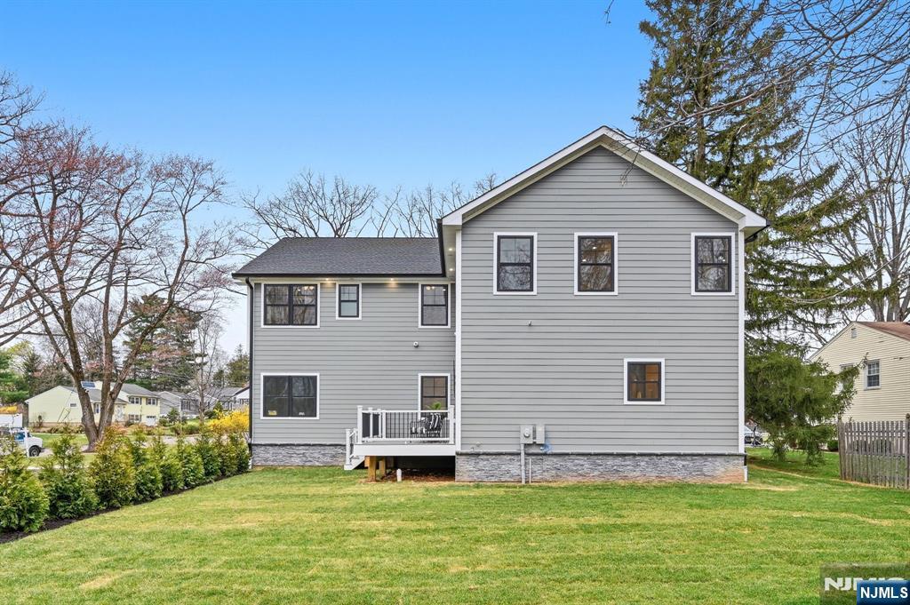 41 Orchard Road Florham Park, NJ 07932 - Photo 42 of 43