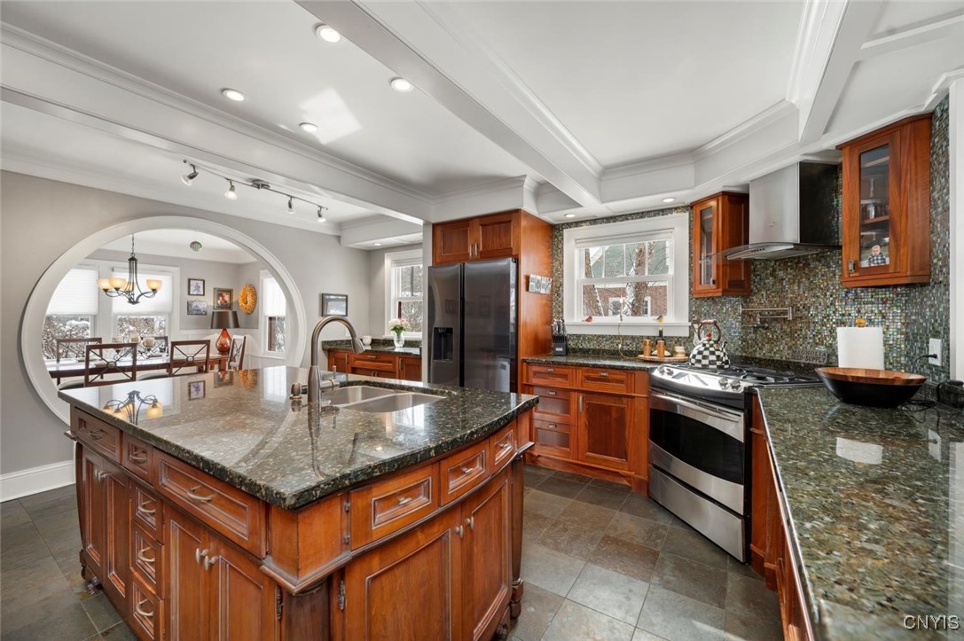 100 Ambergate Road DeWitt, NY 13214 - Photo 19 of 46