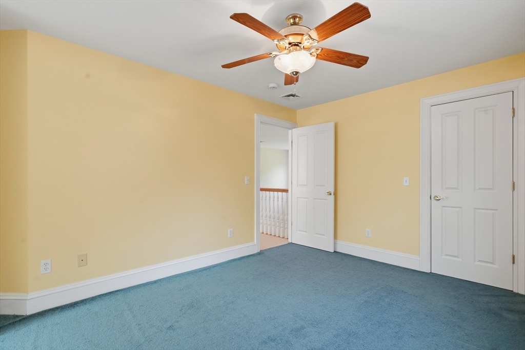 332 Division Road Dartmouth, MA 02748 - Photo 28 of 42 Gallery Image 28