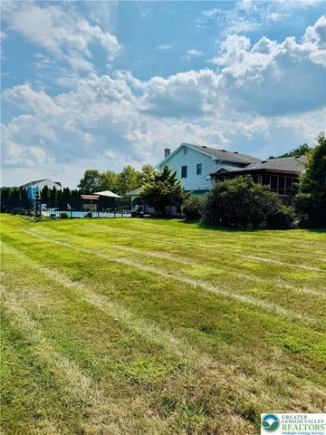 $515,000 | 336 Nazareth Drive, Nazareth, PA 18064