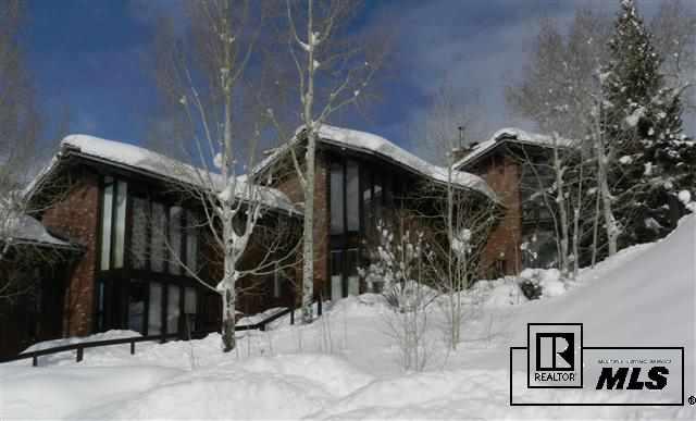 2560 Longthong Road, Unit 6 Steamboat Springs, CO 80487 - Photo 7 of 11 Gallery Image 7