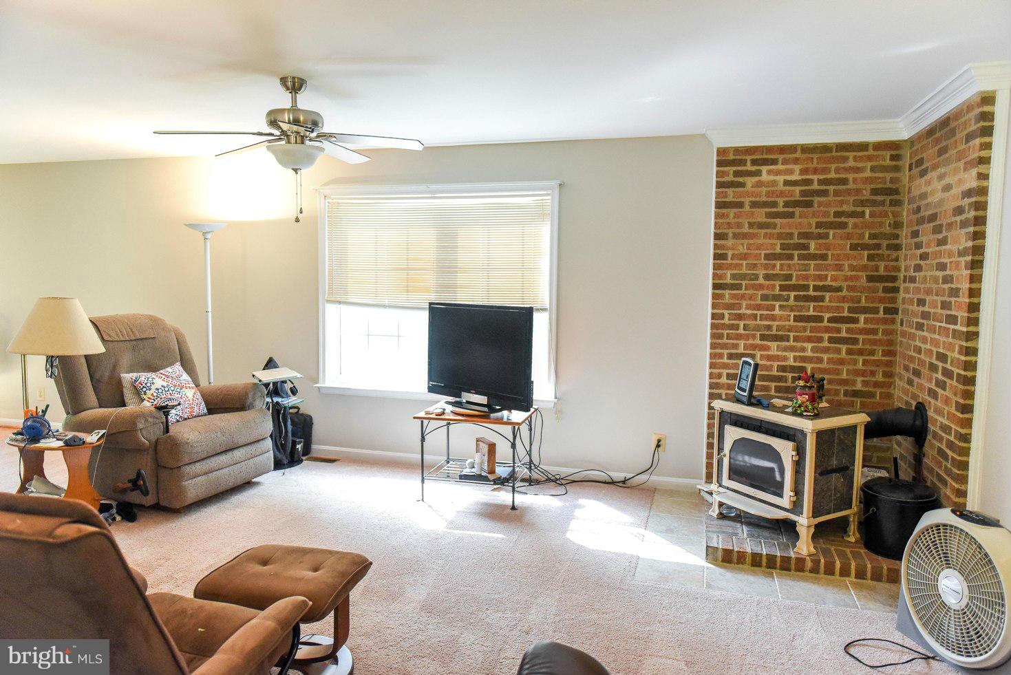 1034 Ball Road St. Leonard, MD 20685 - Photo 9 of 26 Family Room