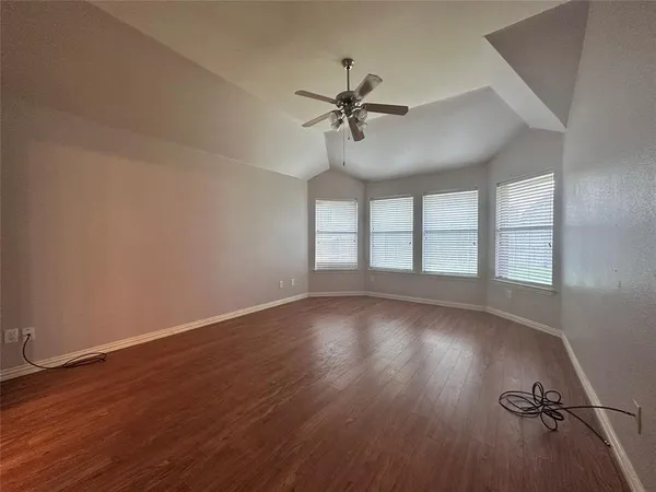 $2,700 | 4923 Screech Owl Lane, Grand Prairie, TX 75052