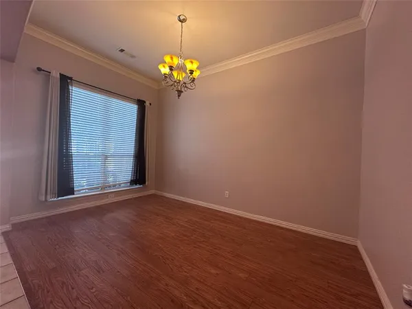 $2,700 | 4923 Screech Owl Lane, Grand Prairie, TX 75052