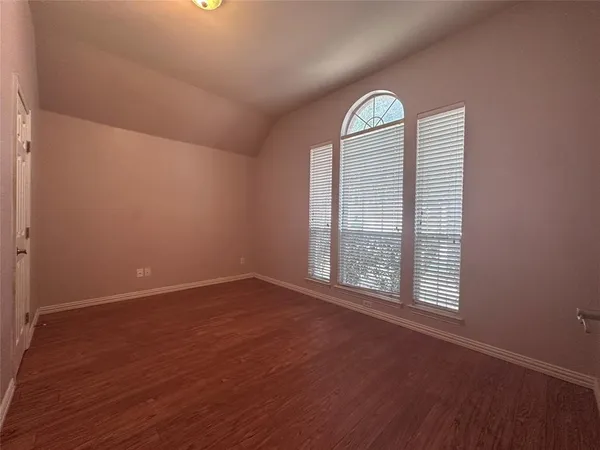 $2,700 | 4923 Screech Owl Lane, Grand Prairie, TX 75052