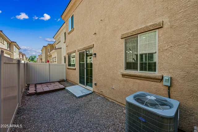 $1,900 | 1367 South Country Club Drive, Unit 1119, Mesa, AZ 85210