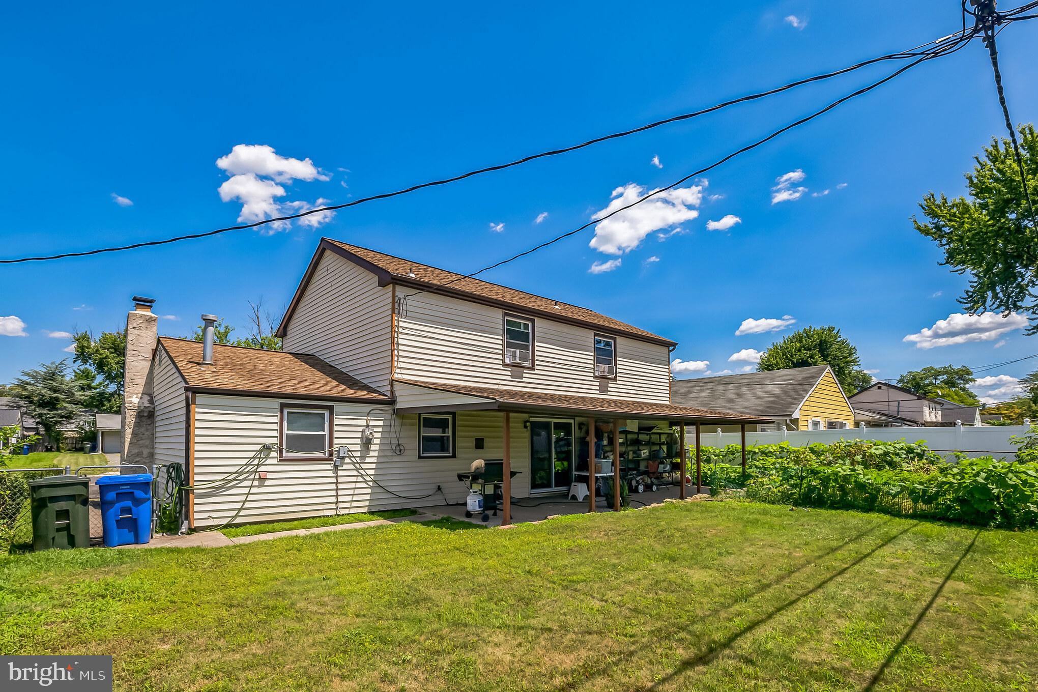 40 Maplewick Lane Willingboro, NJ 08046 - Photo 31 of 33 Large Backyard