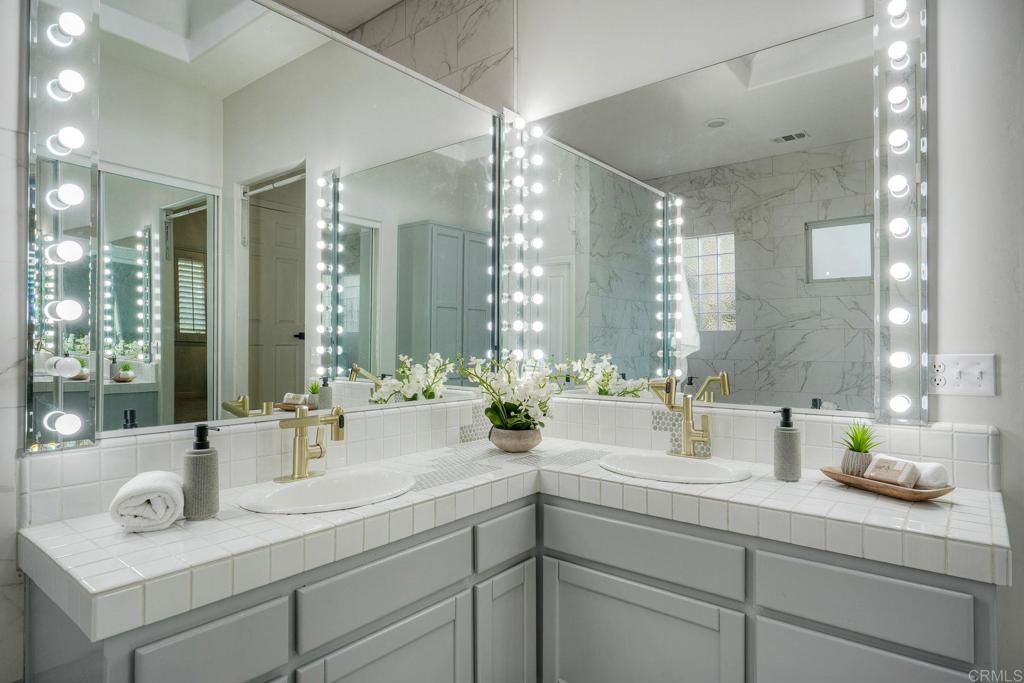 2039 East Mission Road Fallbrook, CA 92028 - Photo 21 of 45