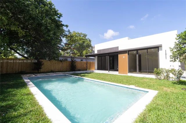 $2,120,000 | 412 Northwest 47th Street, Miami, FL 33127