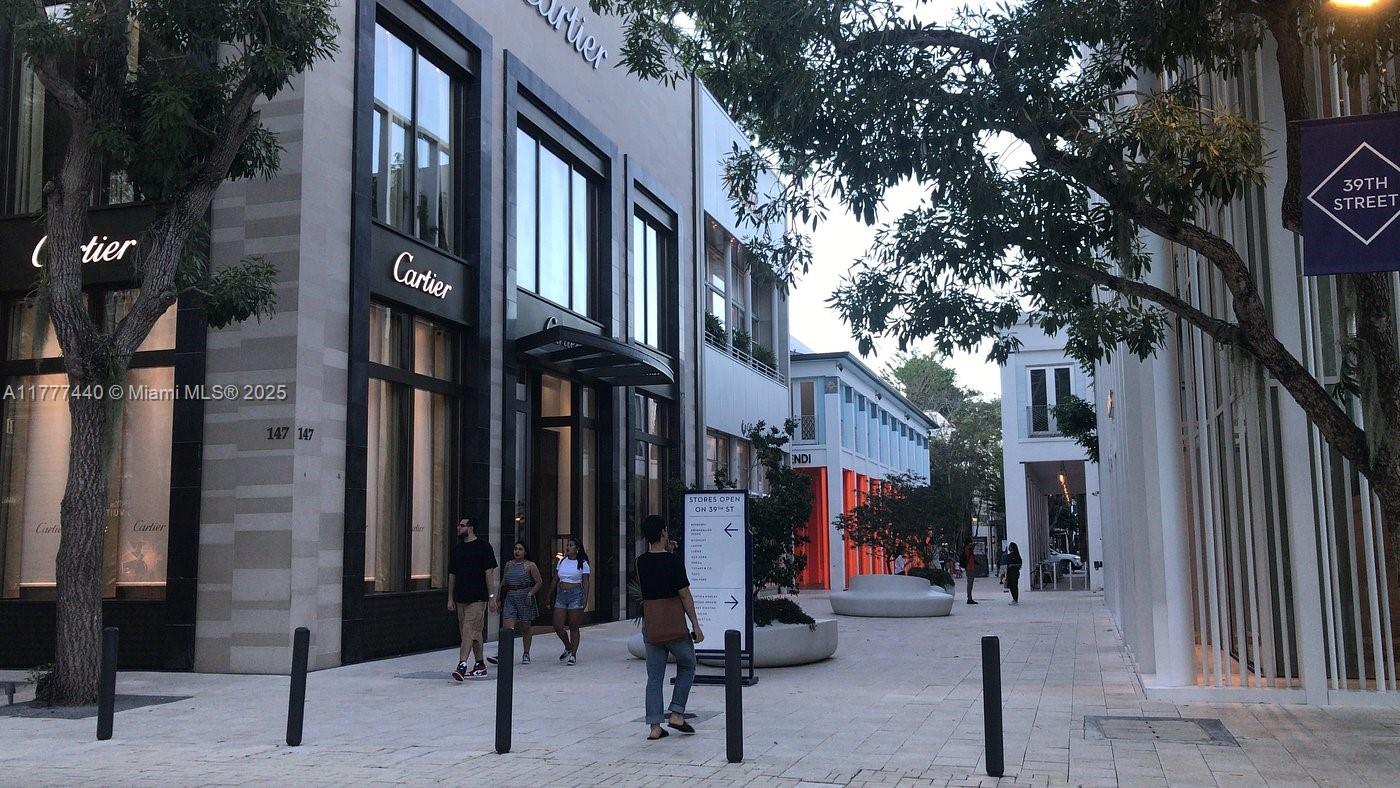 412 Northwest 47th Street Miami, FL 33127 - Photo 60 of 62 a view of a building with traffic signal lights