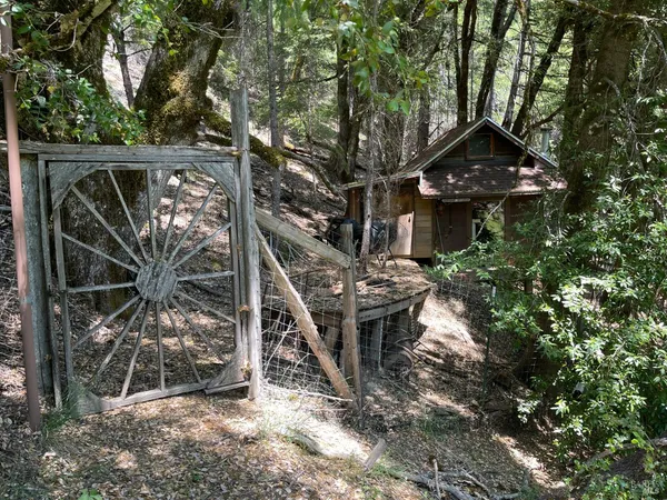 $249,000 | 59641 Bell Springs Road, Laytonville, CA 95454