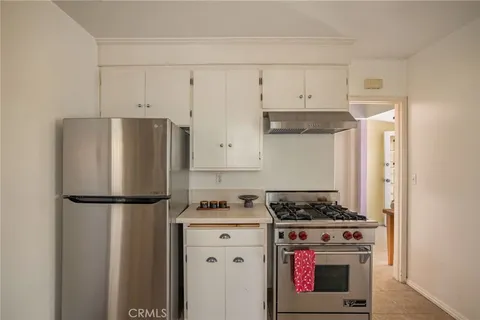 $2,495,000 | 3746 Ocean View Avenue, Los Angeles, CA 90066