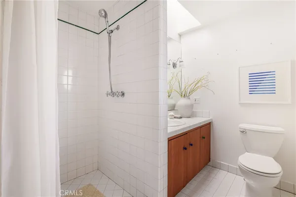$2,495,000 | 3746 Ocean View Avenue, Los Angeles, CA 90066