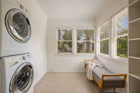 $2,495,000 | 3746 Ocean View Avenue, Los Angeles, CA 90066