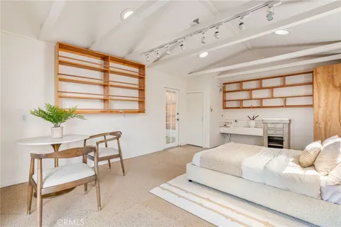 $2,495,000 | 3746 Ocean View Avenue, Los Angeles, CA 90066